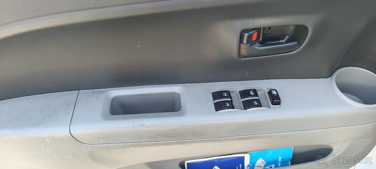 Subaru Justy 1.0 benzin - 10