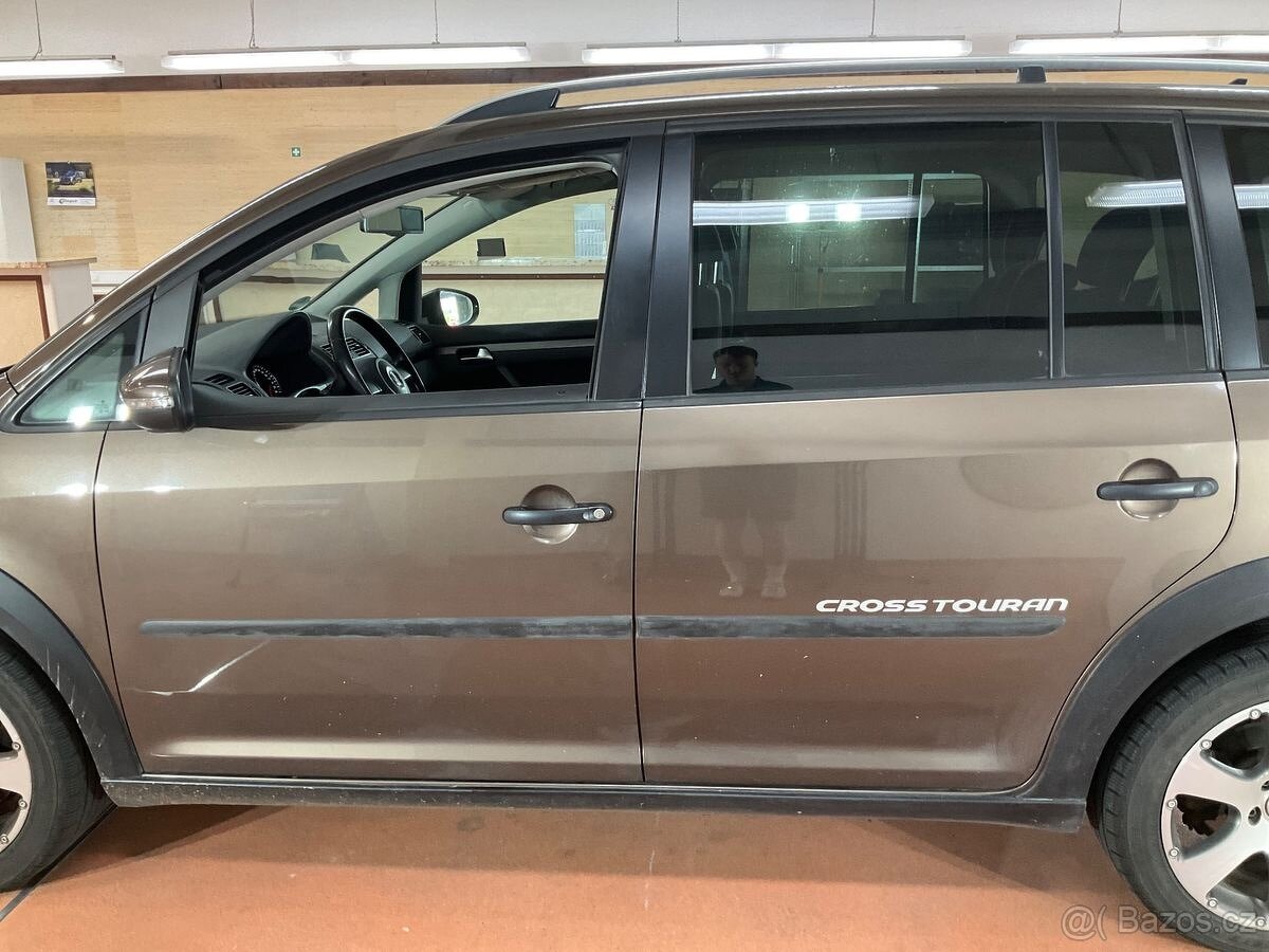 Volkswagen Touran CROSS 2.0 Tdi DSG 103 KW 11/2011 198tis km - 10