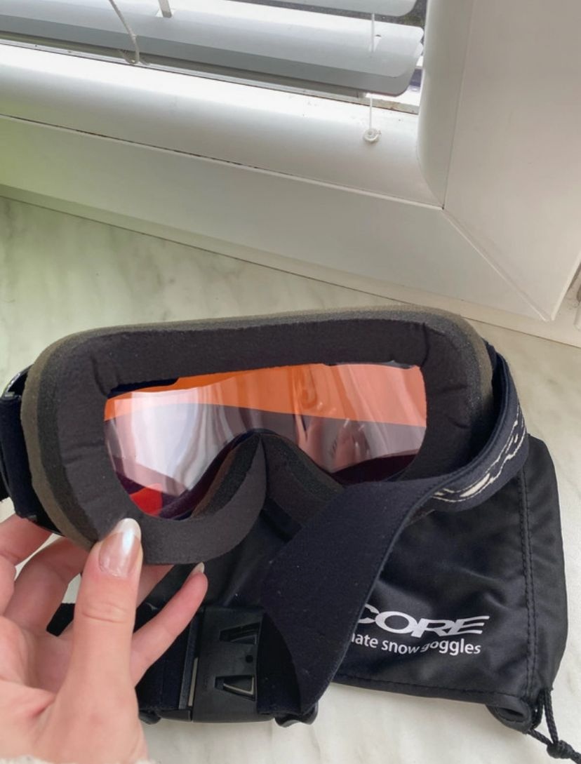 Lyžařská přilba+brýle - 10