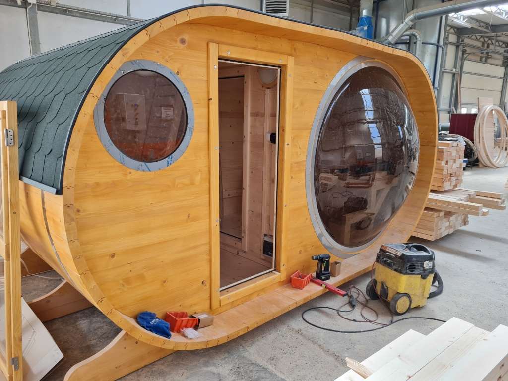 Venkovní finská panoramatická sauna - 10