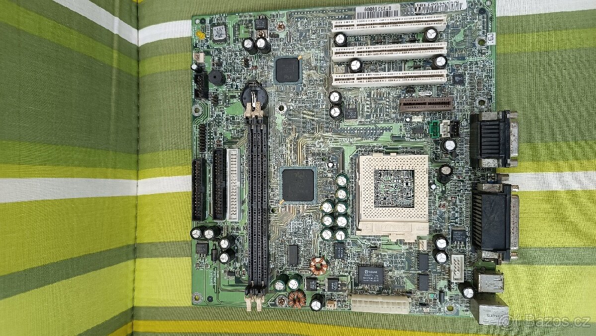 Základní desky - 10