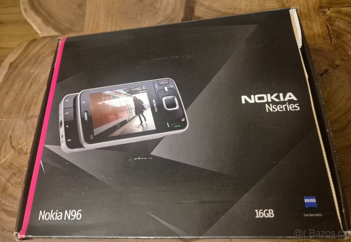 Nokia N96 - 10