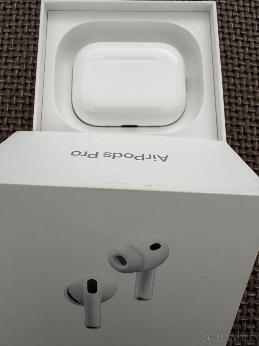 AirPods pro 3 - 10