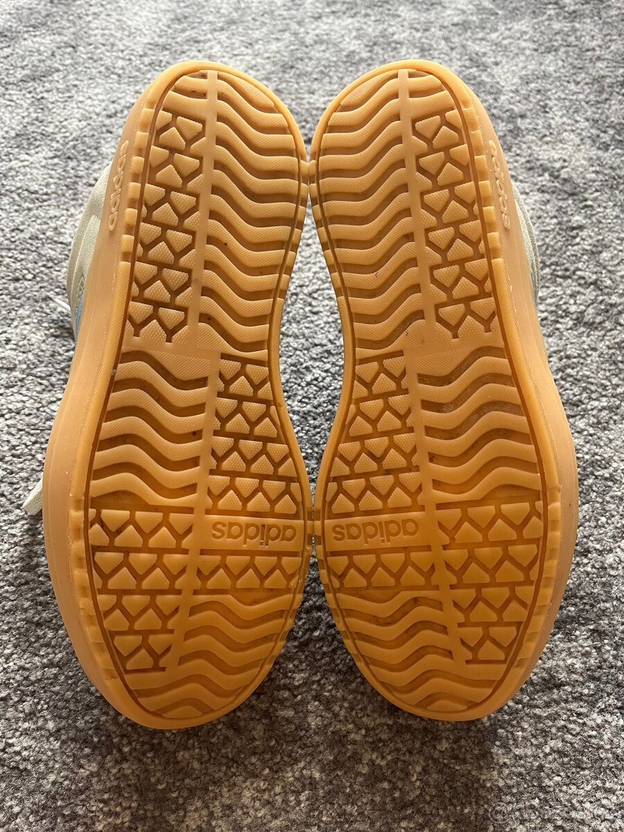 Adidas VL Court Bold - 10