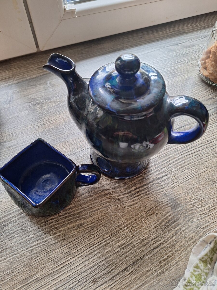 Čajová konvička s cedníkem, ohřívačem a hrnečkem, keramika - 10