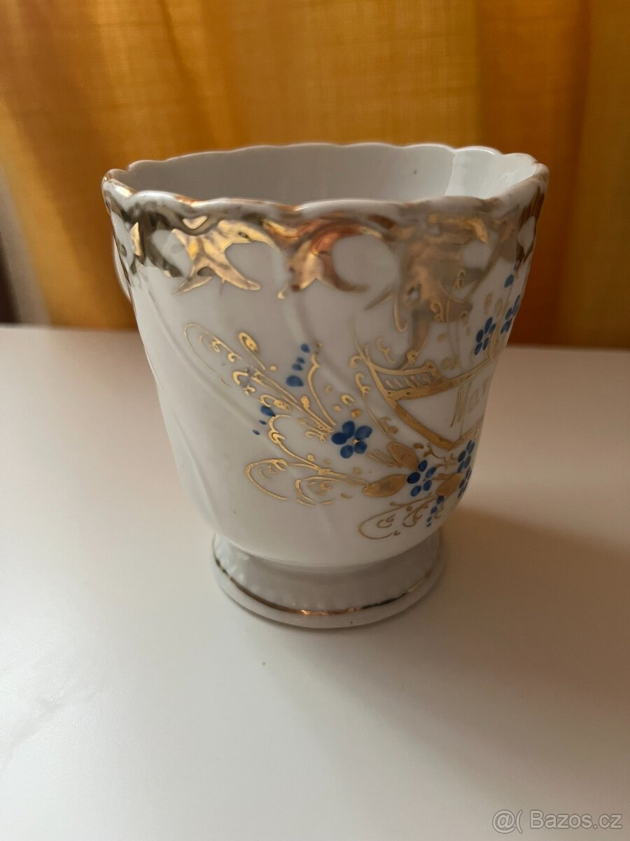 Starý hrneček, zlacený, nápis Marta - 10