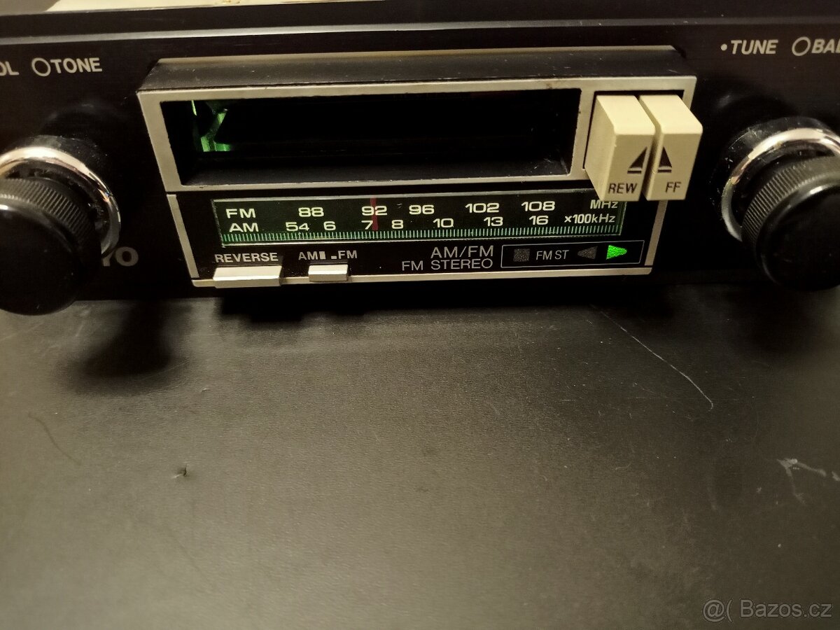Autorádio Sanyo FT222 retro - 10