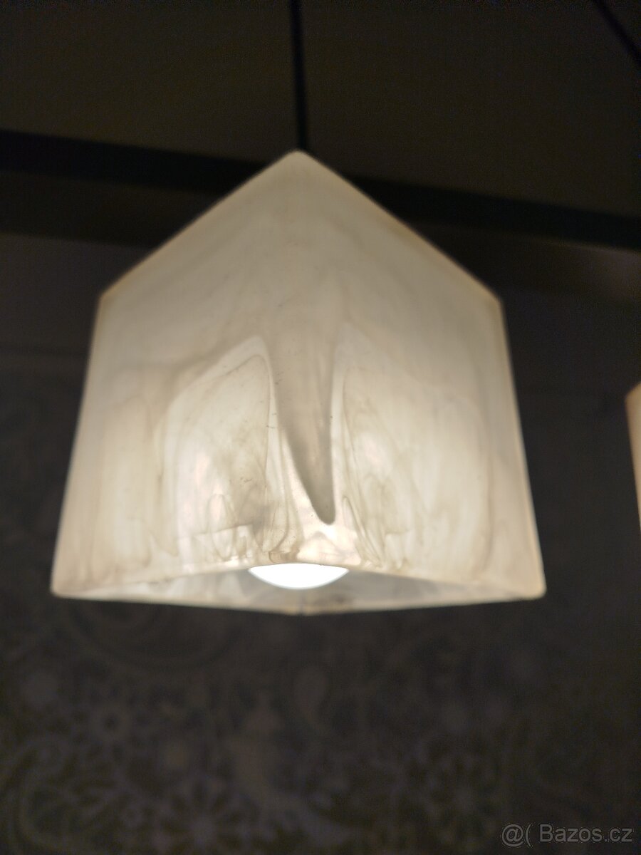 Prodám závěsný lustr (4) +Led žárovky - 10