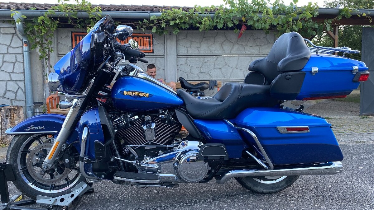 Harley Davidson Electra 107” - 10