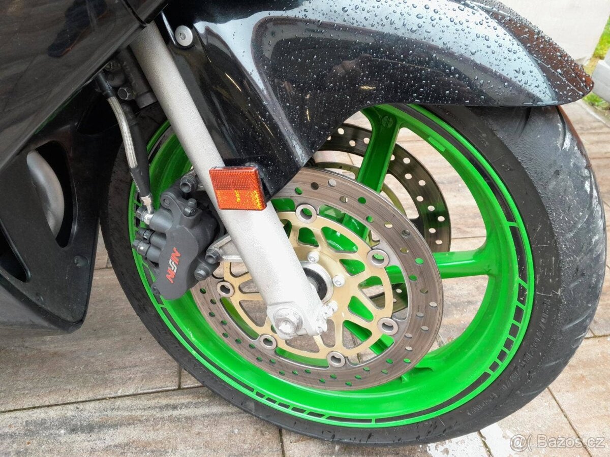 Honda VFR 800 FI, výborný stav, po velkém servisu, SLEVA - 10