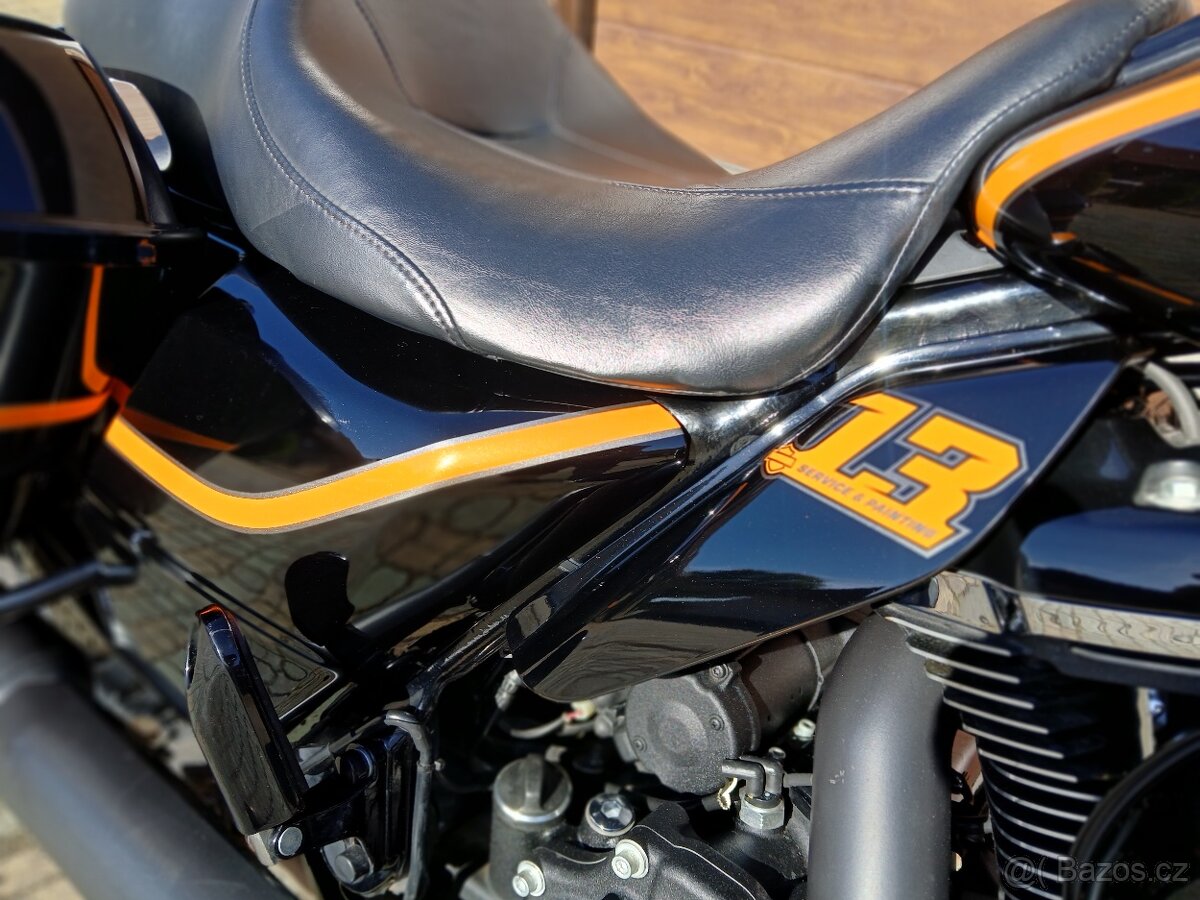 Harley-Davidson FLHRXS Road King Special 107 - 10