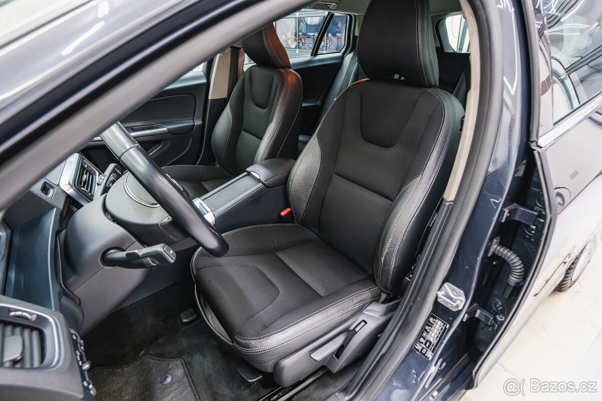 Volvo V60 2014 2.4 D4 AWD/AT 133 kW , tažné zařízení - 10