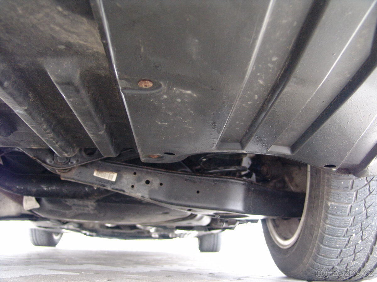 Passat B6 variant TDi 103KW, manuál, 6ti kvalt,bez DPF. - 10