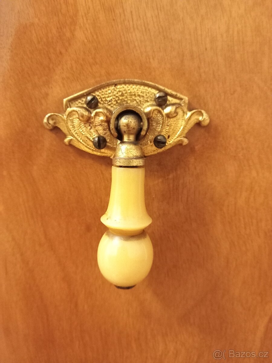 Toaletní stolek - starožitný - 10