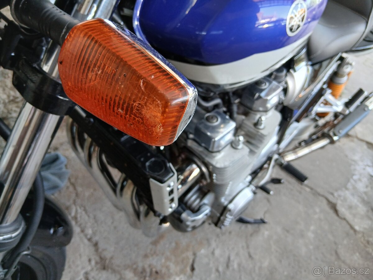 Yamaha xjr 1300 - 10