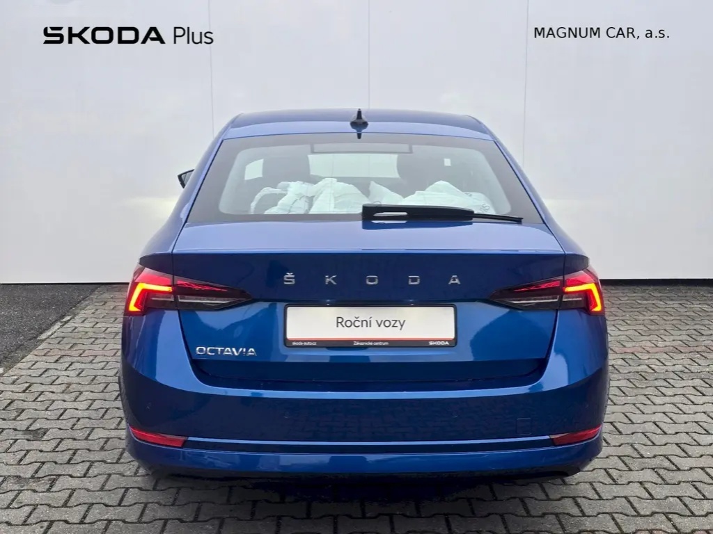 Škoda Octavia, AMBITION 2,0 TDi / 85 kW - 10