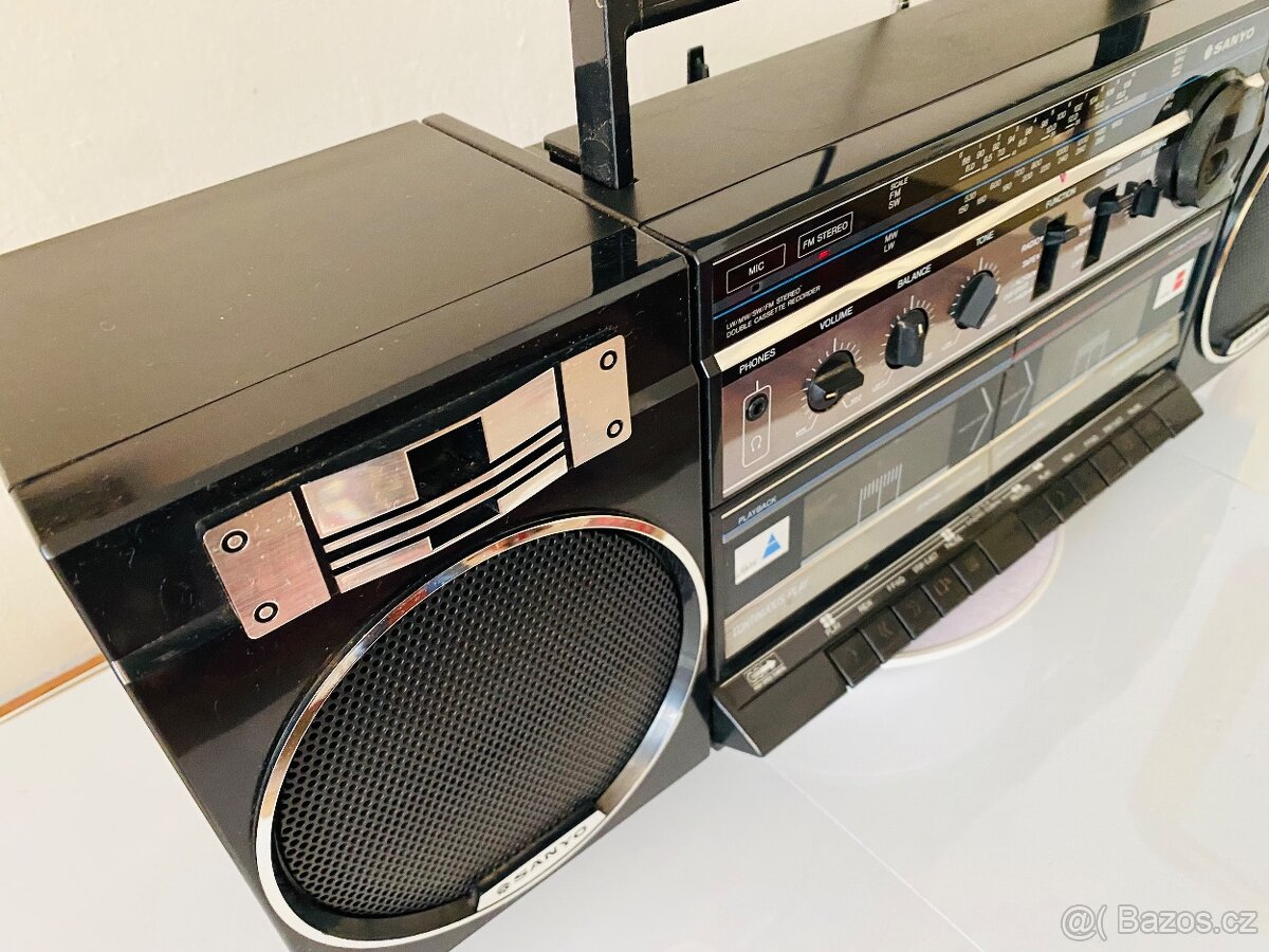 Radiomagnetofon Sanyo M W170l, rok 1987 - 10