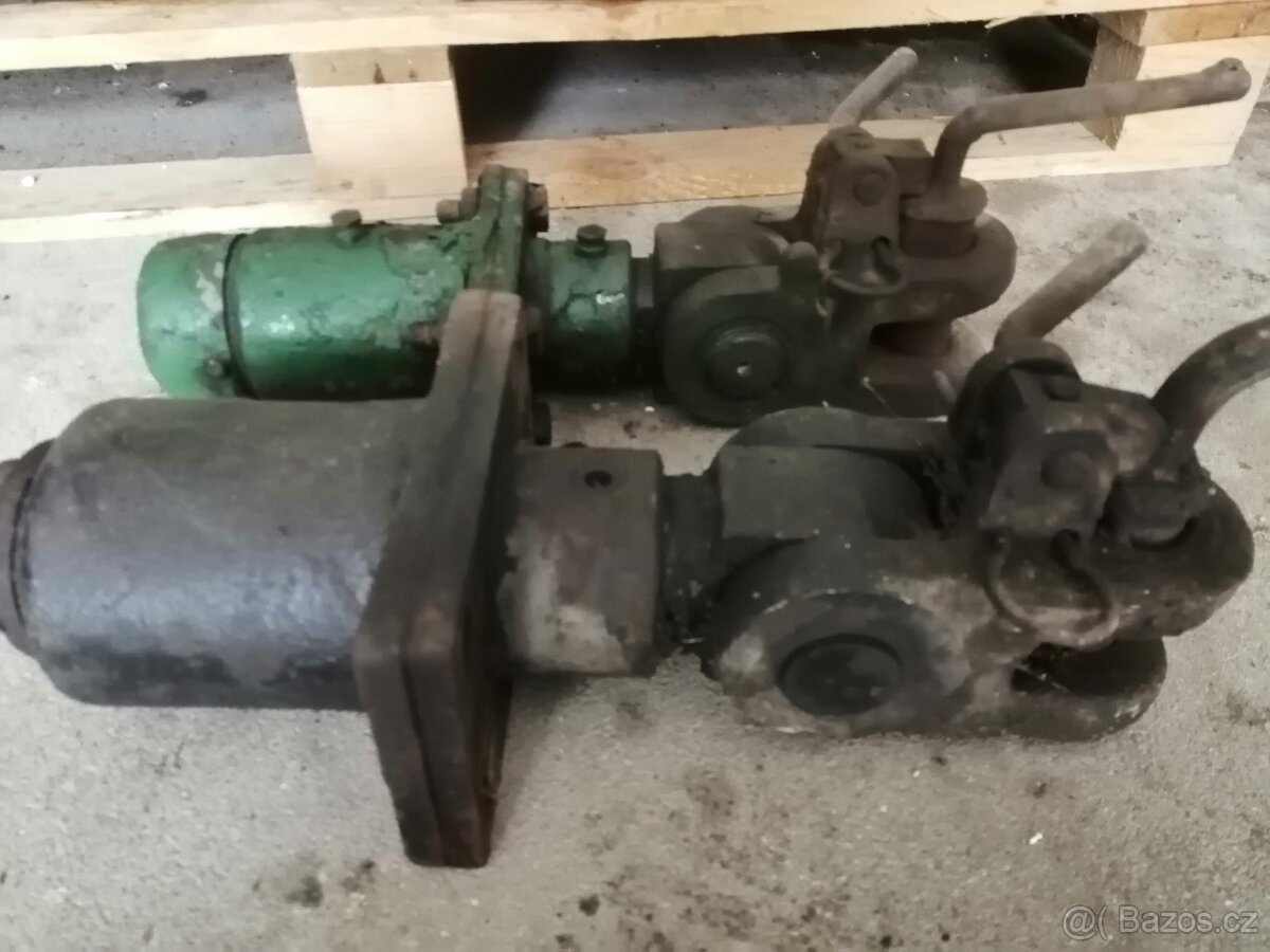 NÁHRADNÍ DÍLY ZETOR 25 A - 10