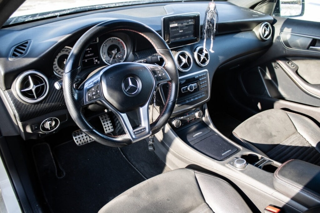 Mercedes-Benz A trieda 180 CDI BlueEFFICIENCY, 80kW (2012) - 10
