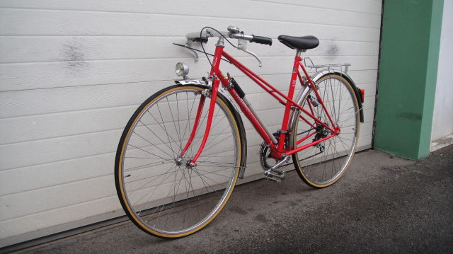 Peugeot 1982, červené, hezký originál - 10