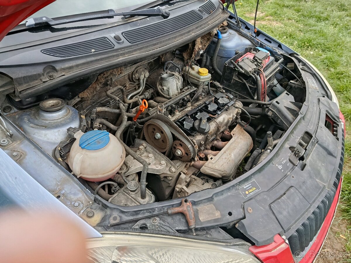 Škoda Roomster 1.4 - 10