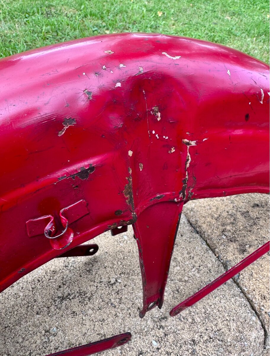 Jawa 250 350 panelka - přední blatník - 10