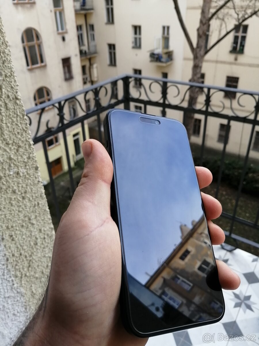 ÚPLNĚ NOVÝ - iPhone 15 pro max modrý - 10