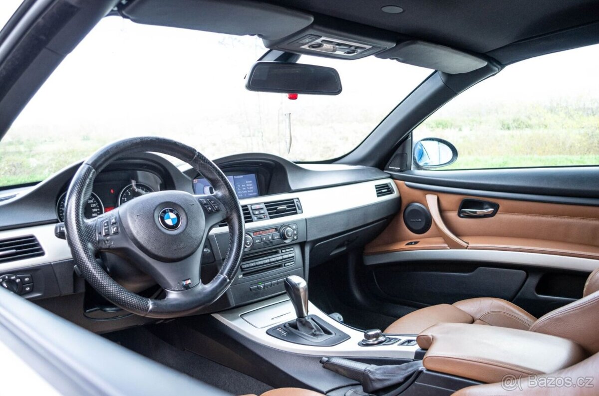 BMW Rad 3 325i A/T Cabiro E93 - 10