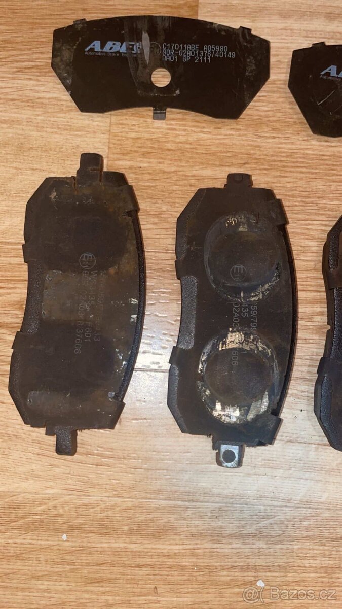 Brzdové destičky Subaru ABE - 10