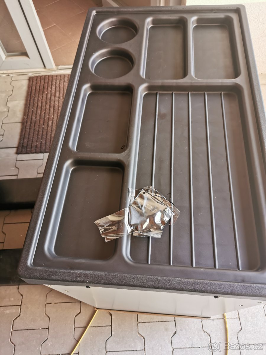 Dílenský vozík s nářadím TAGRED 251ks, NOVÉ - 10