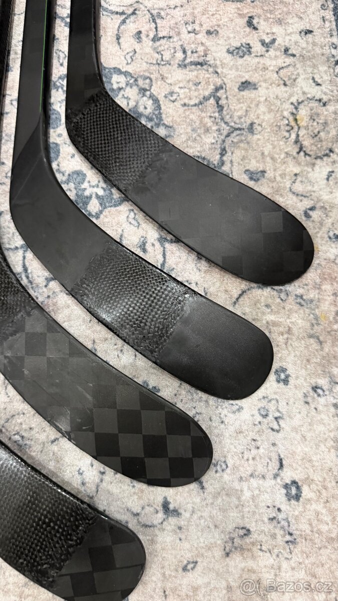 ✅ REPASOVANÉ - PRAVAČKY - BAUER + CCM ✅ - 10