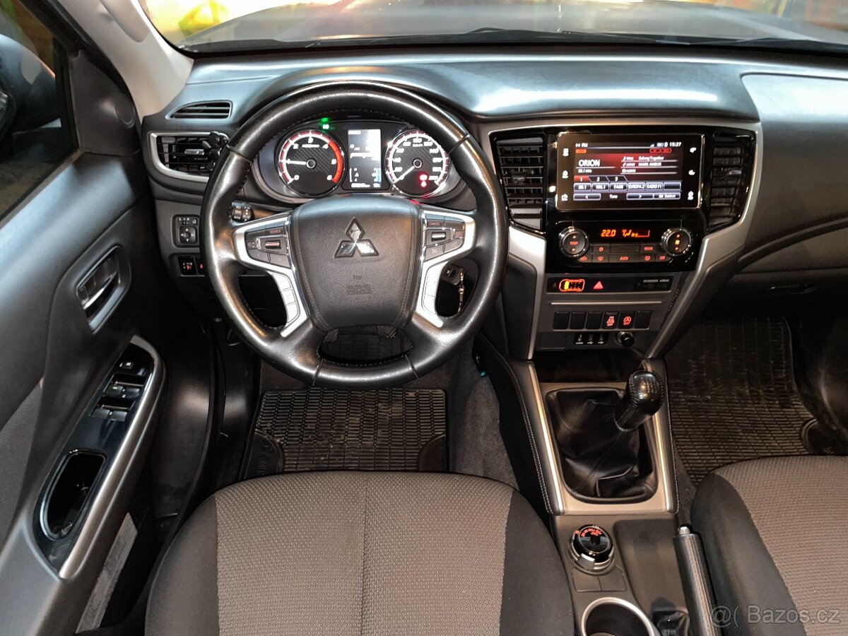 Mitsubishi L200 - 10