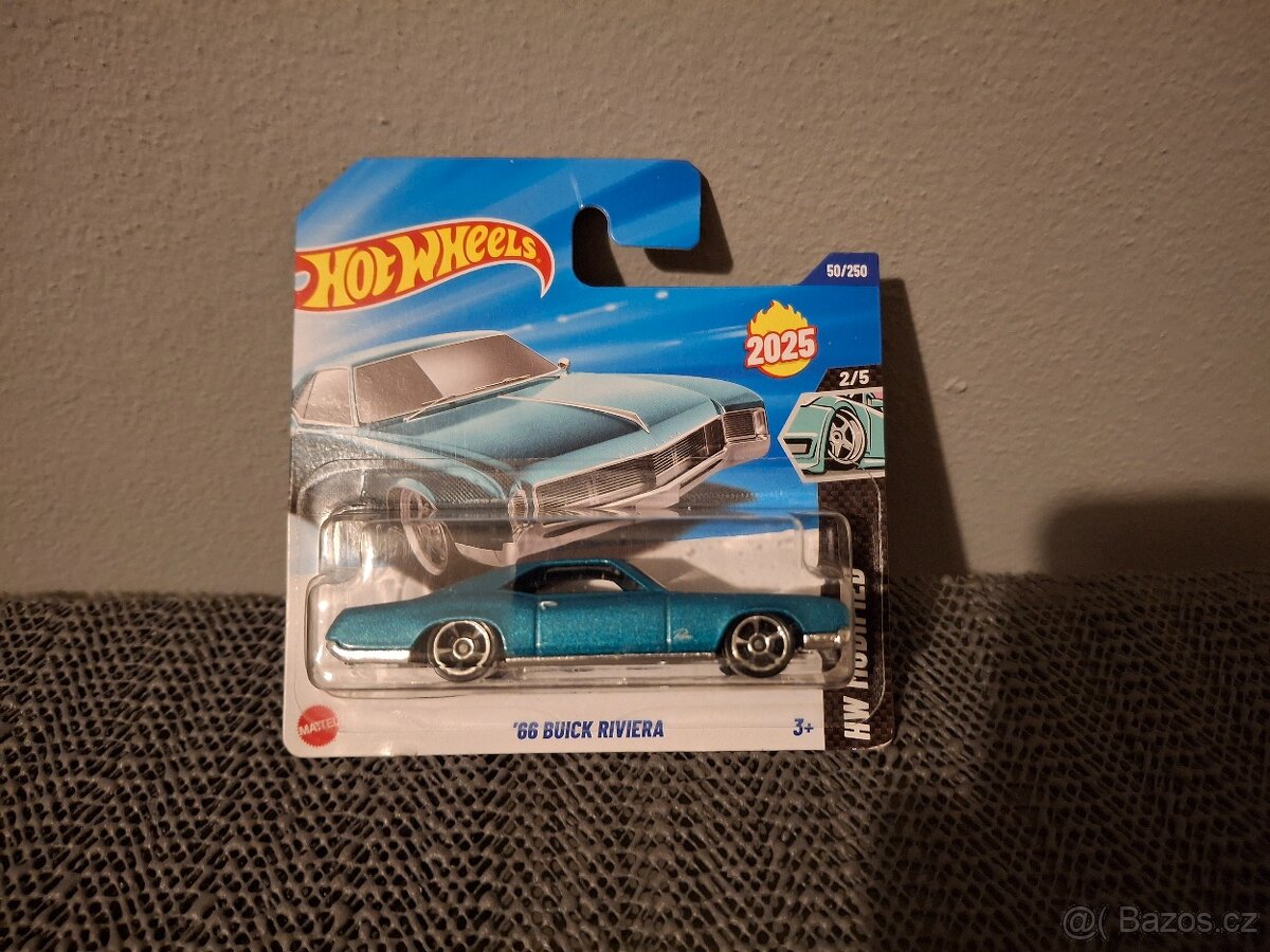 Hot wheels - 10