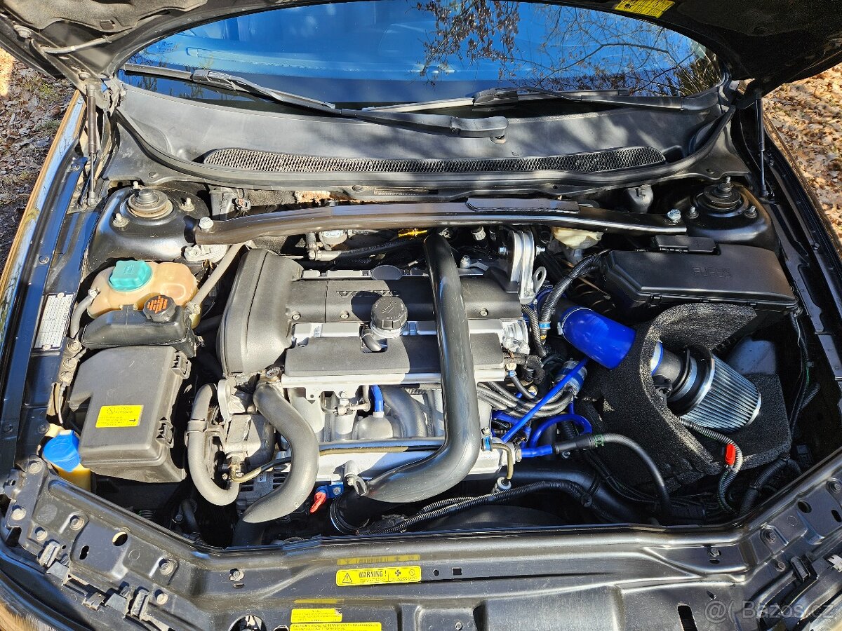 Volvo S60 2.4T 177kw AWD automat LPG - 10