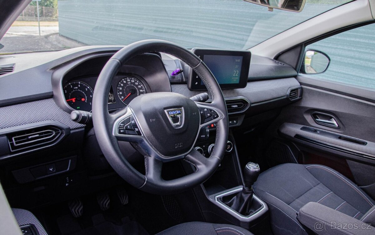 Dacia Jogger 1.0 TCe 110k Extreme 7 miest - 10