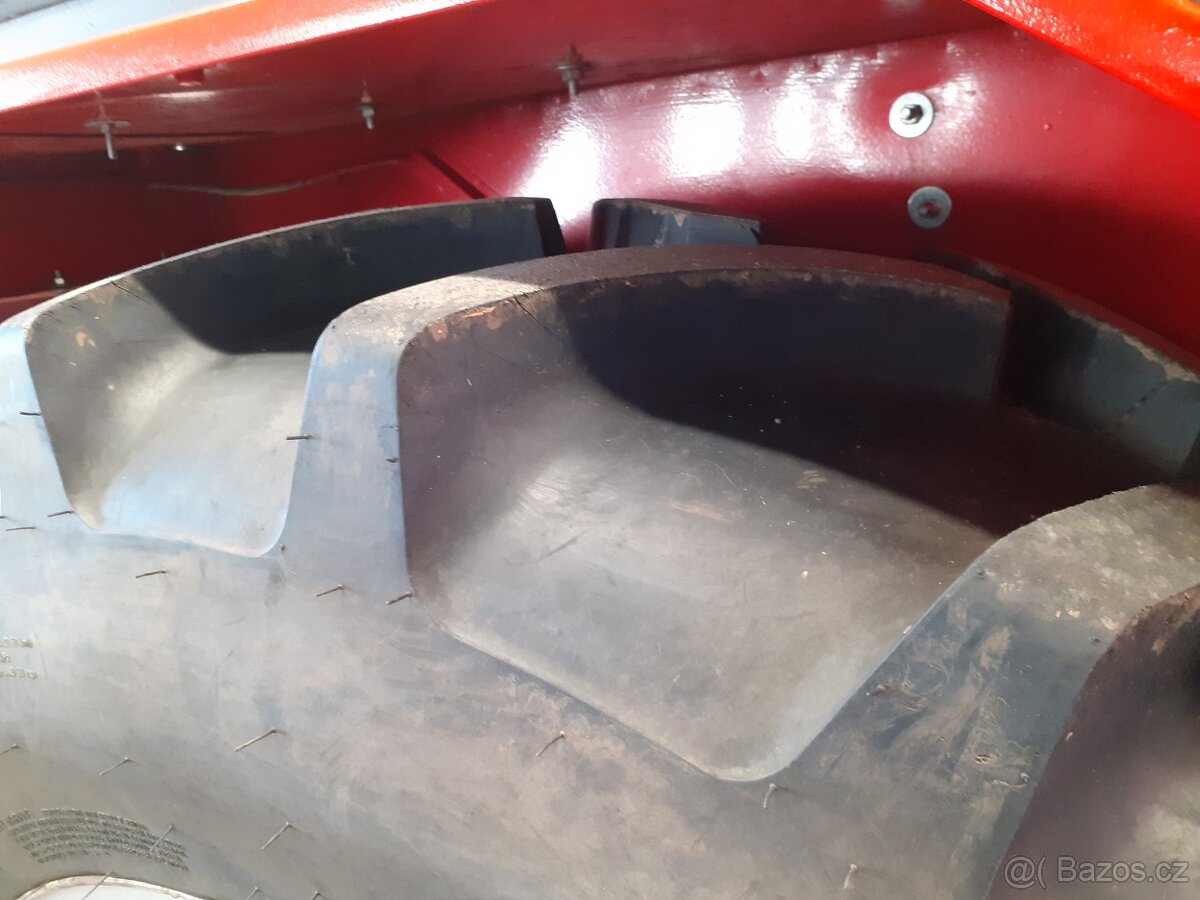 Prodám kolový traktor Zetor 7245 - 10