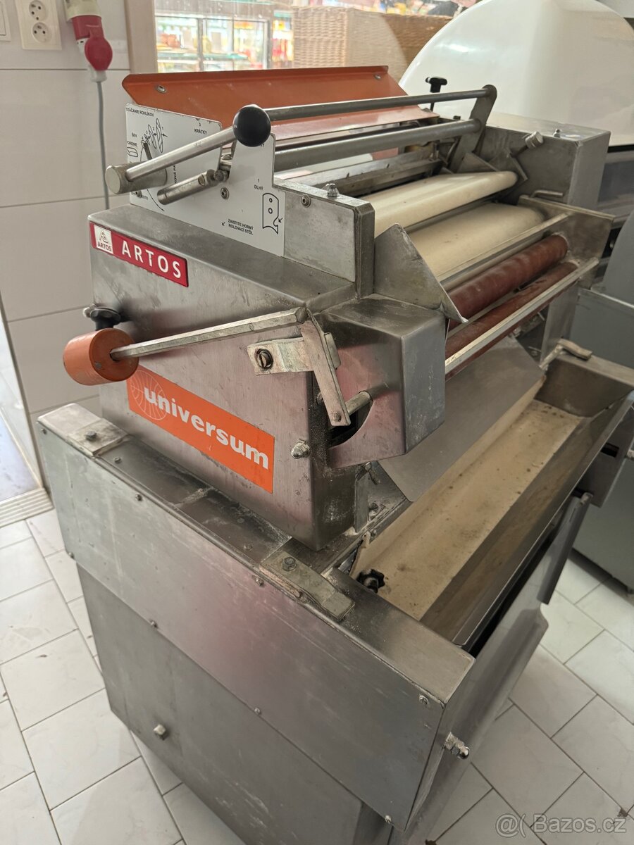 Rohlíkovače na tvarování těst - 10