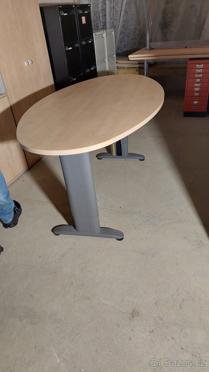 Kancelářský nábytek - 10