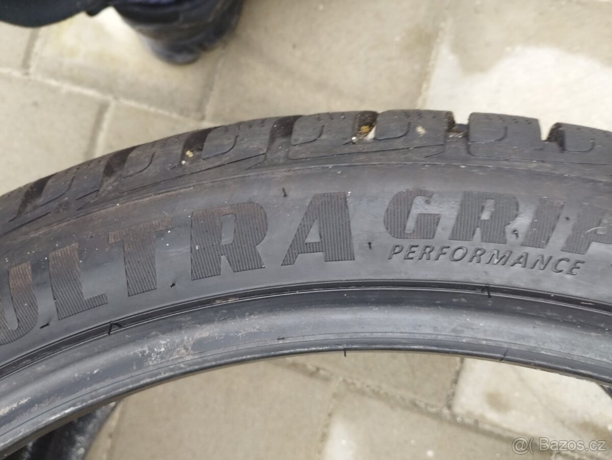 295 35 R21 ZIMA NOVE GOODYEAR - 10
