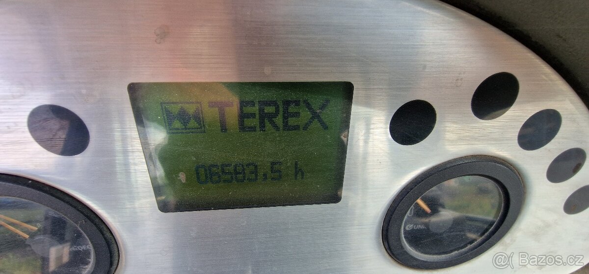 KOLOVÝ NAKLADAČ TEREX TL 210 - 10