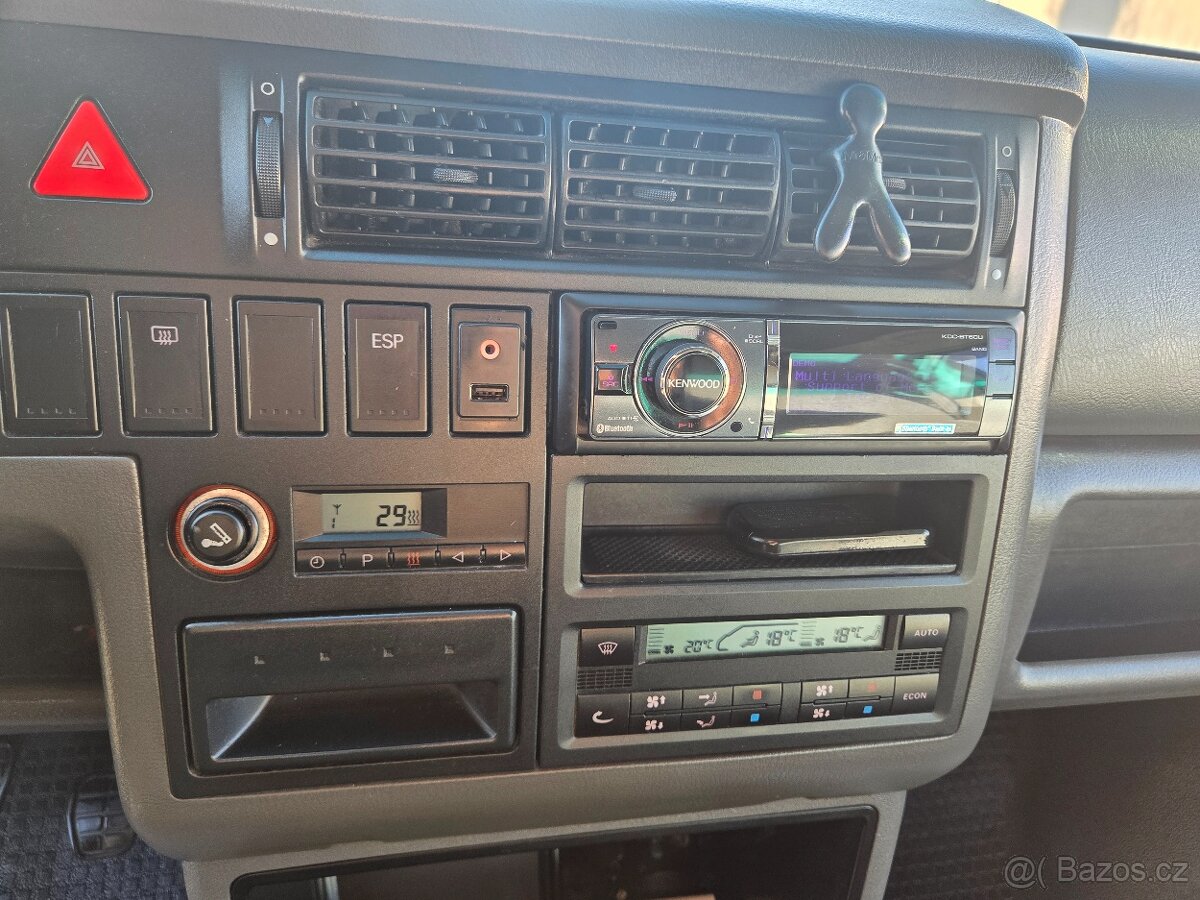 Vw T4 Caravelle 2.5 TDI m.2002 WEBASTO, DIGIKLIMA - 10