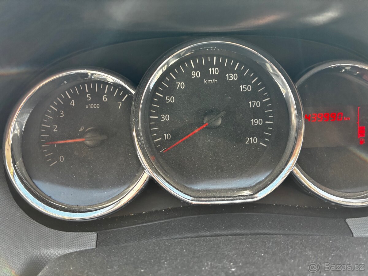 Dacia Duster 1,6 - 10