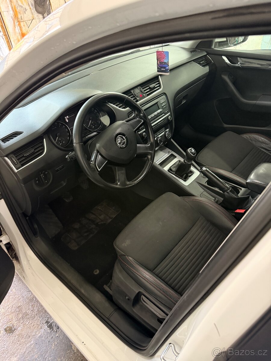Škoda Octavia 2.0tdi 110kw - 10