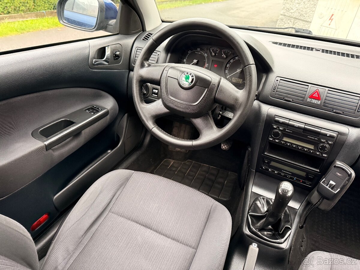 Octavia 1.9 TDi Tour 74 kW 2009 klima - 10