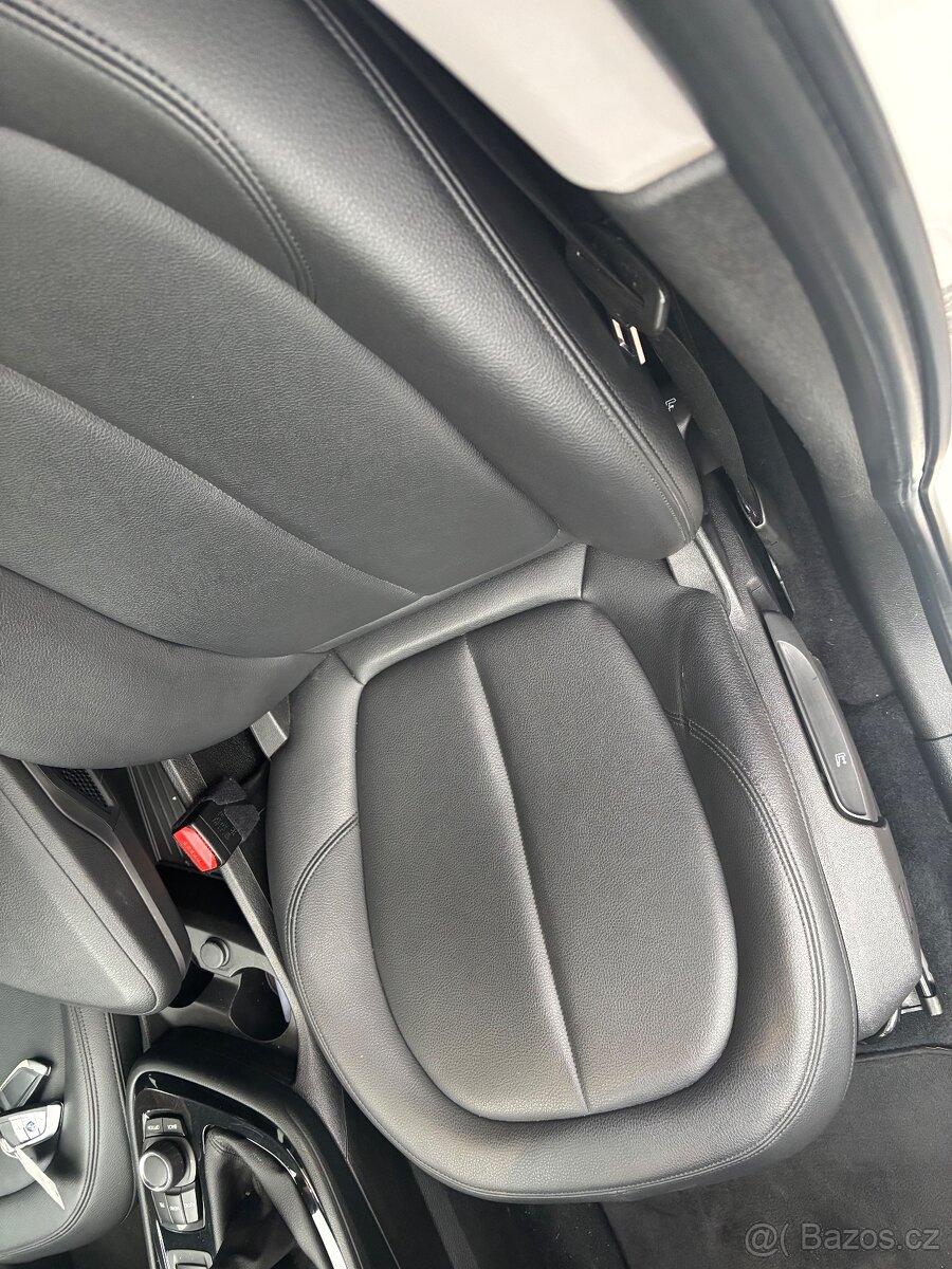 BMW 2 Active Tourer - 10