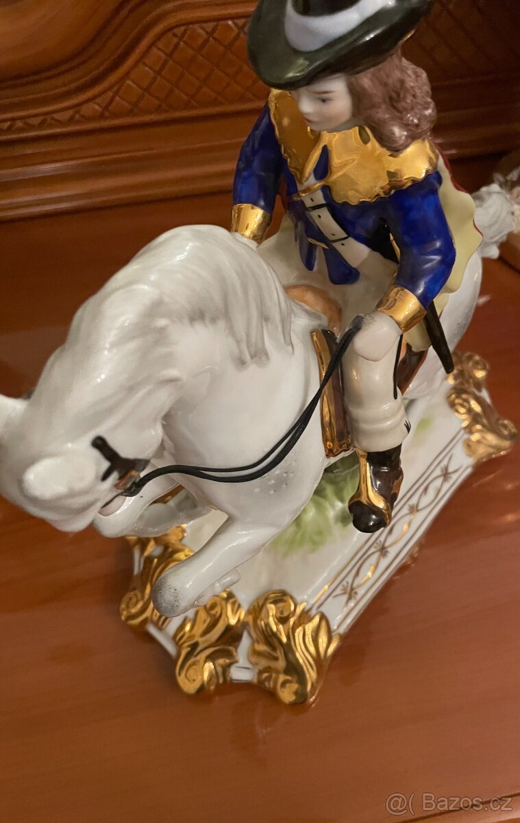 Prodám: Porcelánová figurka jezdce. Originál. Jezdec od Frie - 10