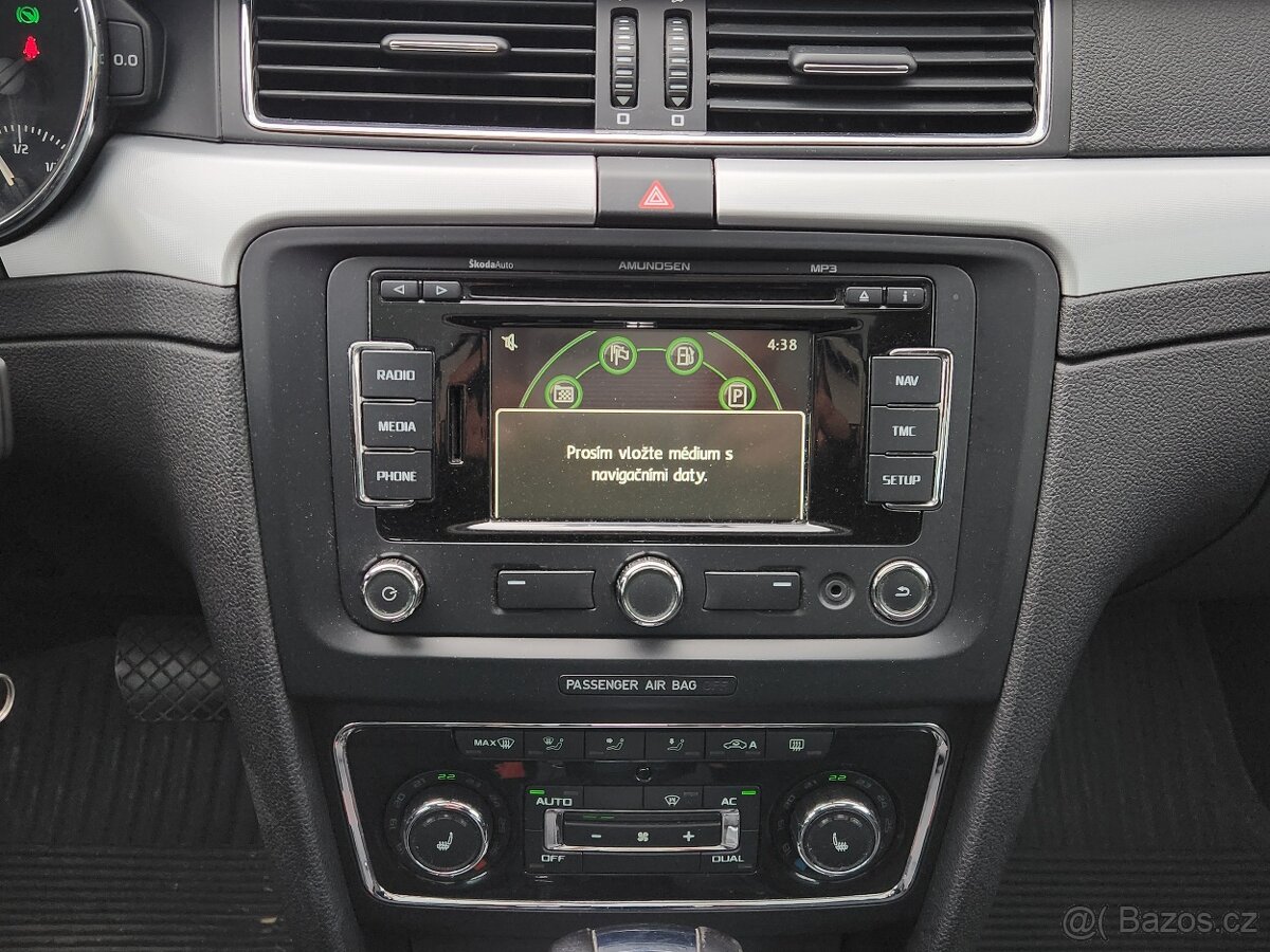 Škoda Superb II Combi 2.0TDI 125kW DSG panorama rozvody - 10