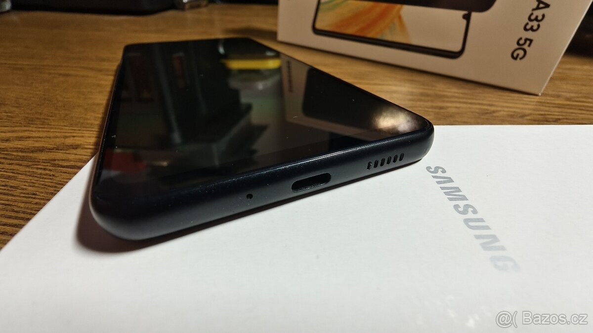 mobilní telefon Samsung Galaxy A33 5G, 6/128 GB černý - 10