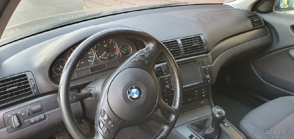 Zadní pravé světlo - 10