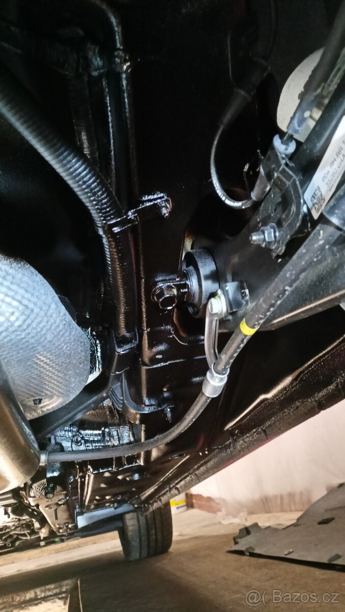 WV Caddy Nástřik podvozku včetně dutin - 10